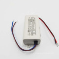 Le conducteur 12Vdc 1a de MEANWELL 12W LED avec le CE d&#39;UL cUL a approuvé APV-12-12